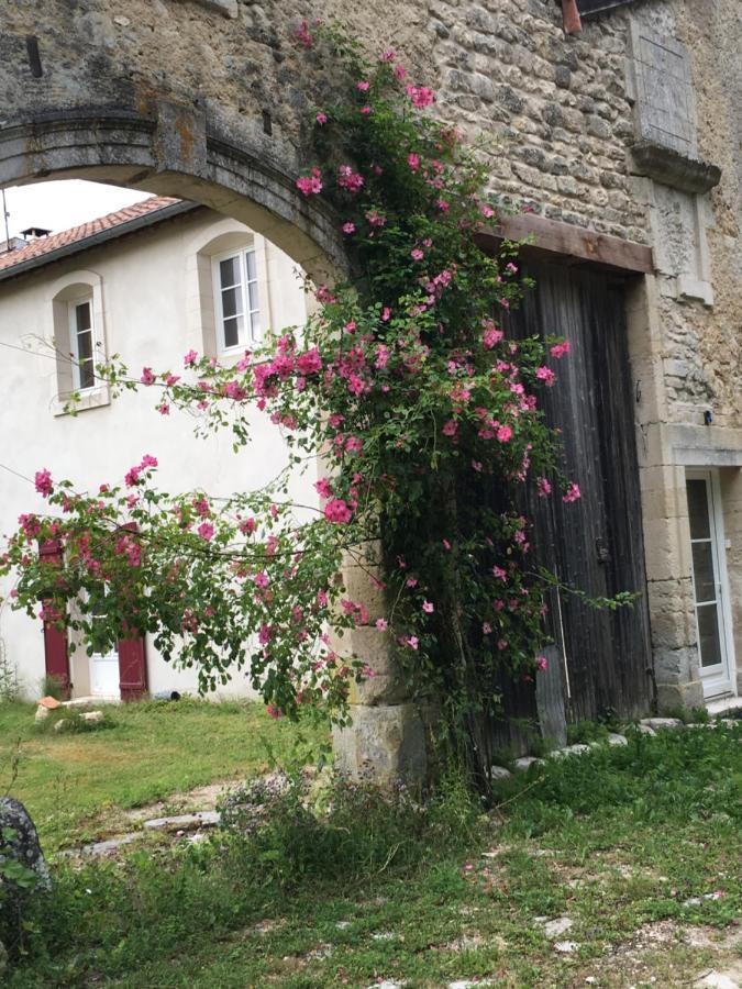Bed and Breakfast La Grange Aux Dames Geville Экстерьер фото